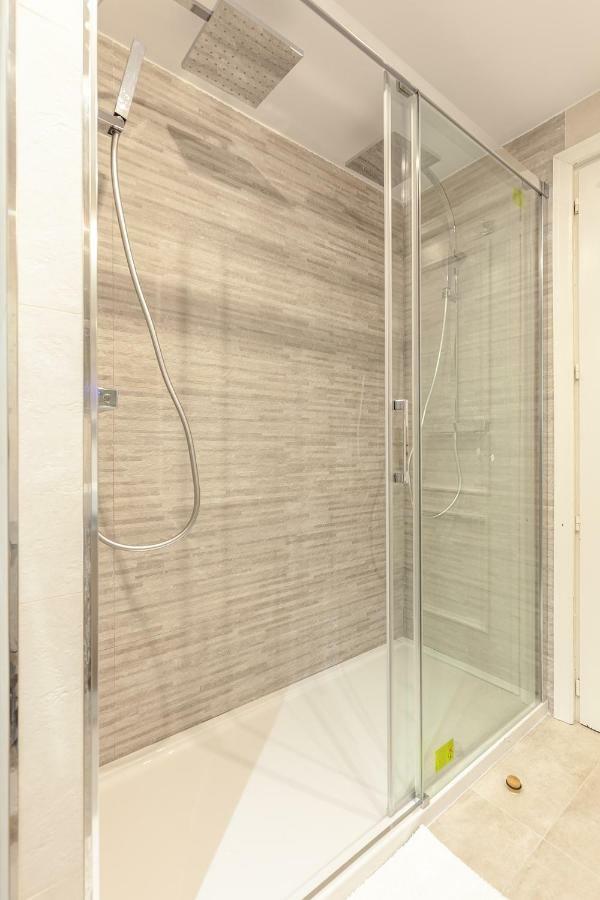 Fantastico Apt 2 Hab Terraza Y Playa * Marbella